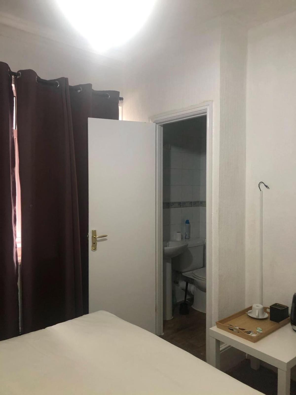 Saji Hotel Ilford Luaran gambar
