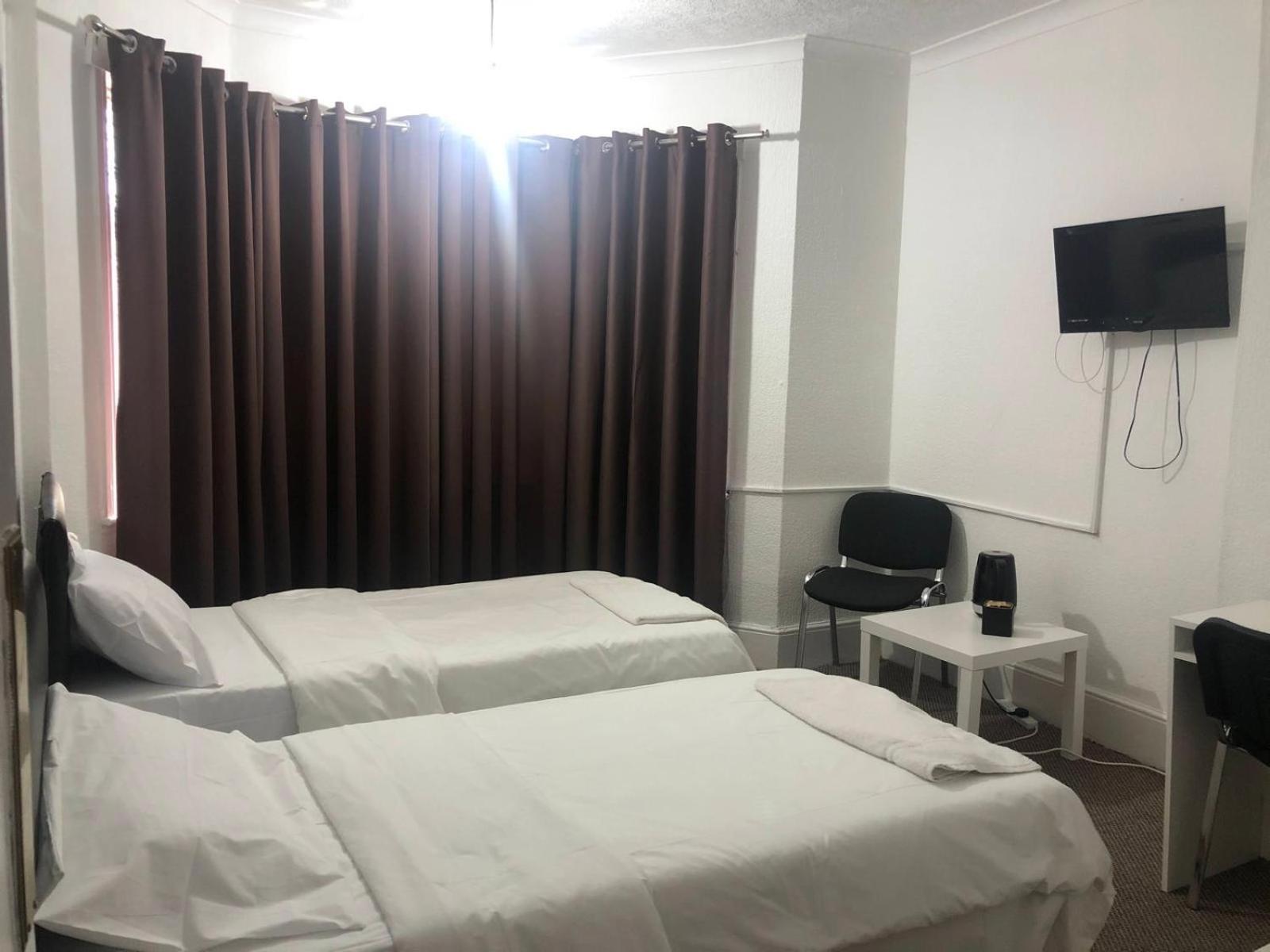 Saji Hotel Ilford Luaran gambar