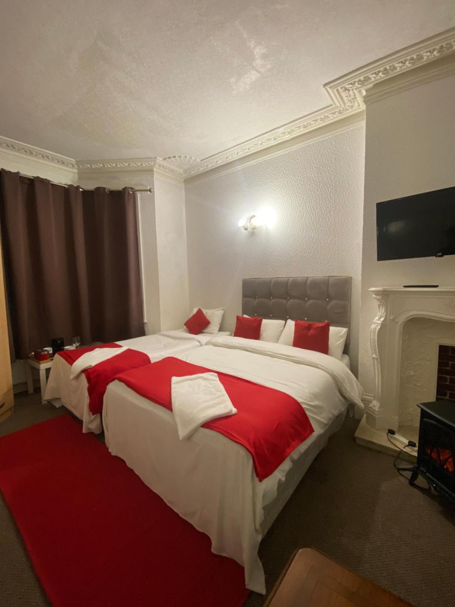 Saji Hotel Ilford Luaran gambar