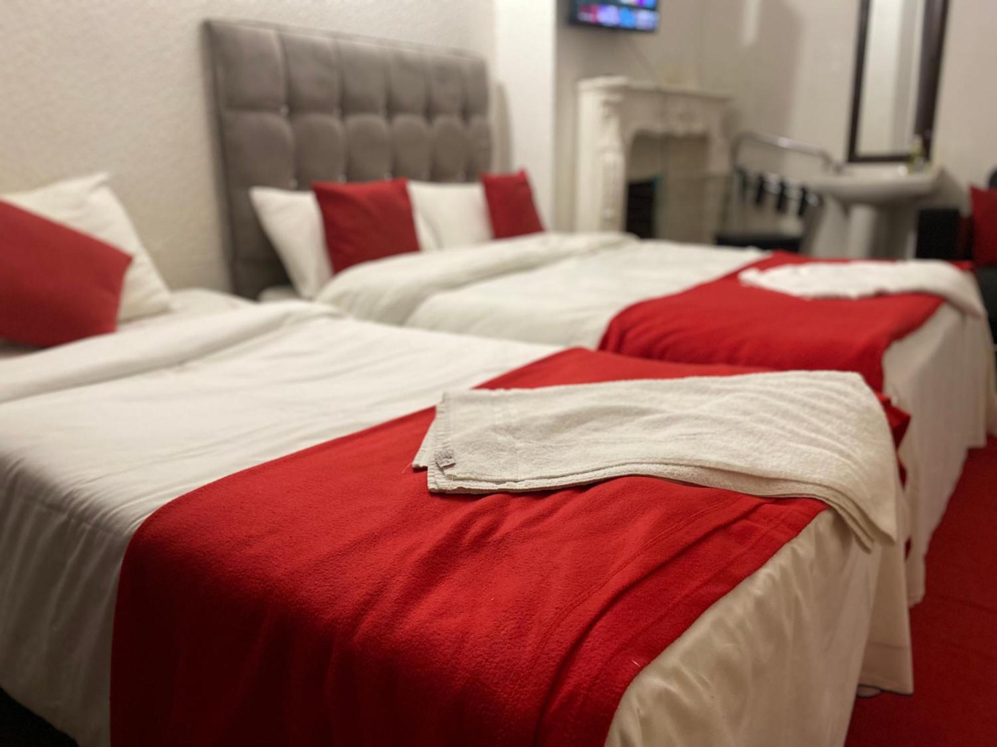 Saji Hotel Ilford Luaran gambar